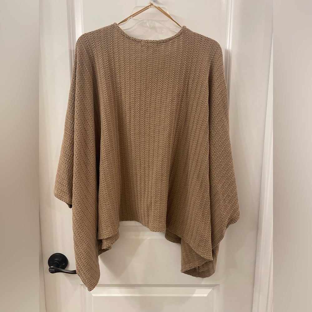 Altar’d State Oversized Tan Open-Front Poncho Size S - Picture 2 of 4
